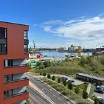 Grand - Doki Living & Foodhall Lägenhet Gdańsk