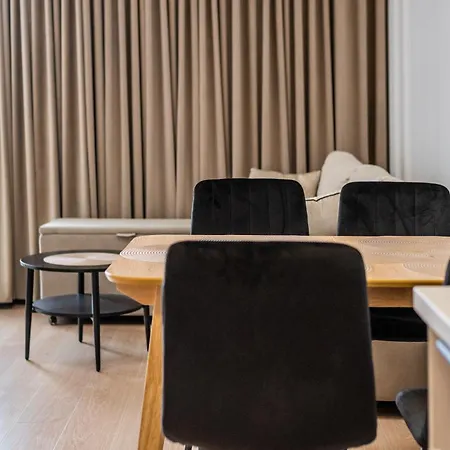 Apartament Grand - Doki Living & Foodhall *