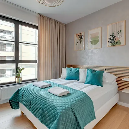 Grand - Doki Living & Foodhall Apartment