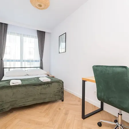 Grand - Doki Living & Foodhall Appartement