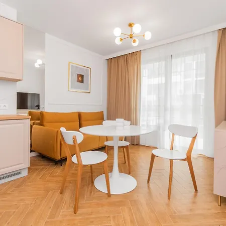 Grand - Doki Living & Foodhall * Gdańsk