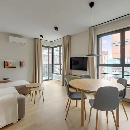 Grand - Doki Living & Foodhall Apartment *