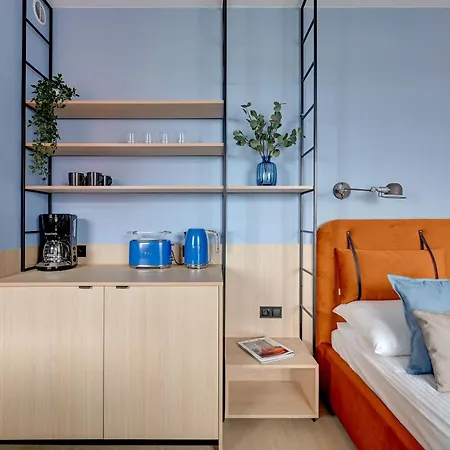 Grand - Doki Living & Foodhall Apartman *