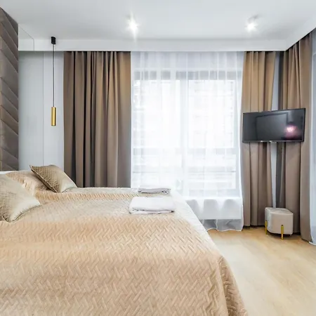 Grand - Doki Living & Foodhall Apartman *