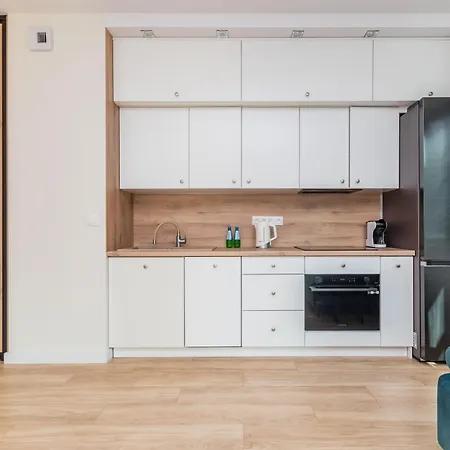 Grand - Doki Living & Foodhall Apartman *